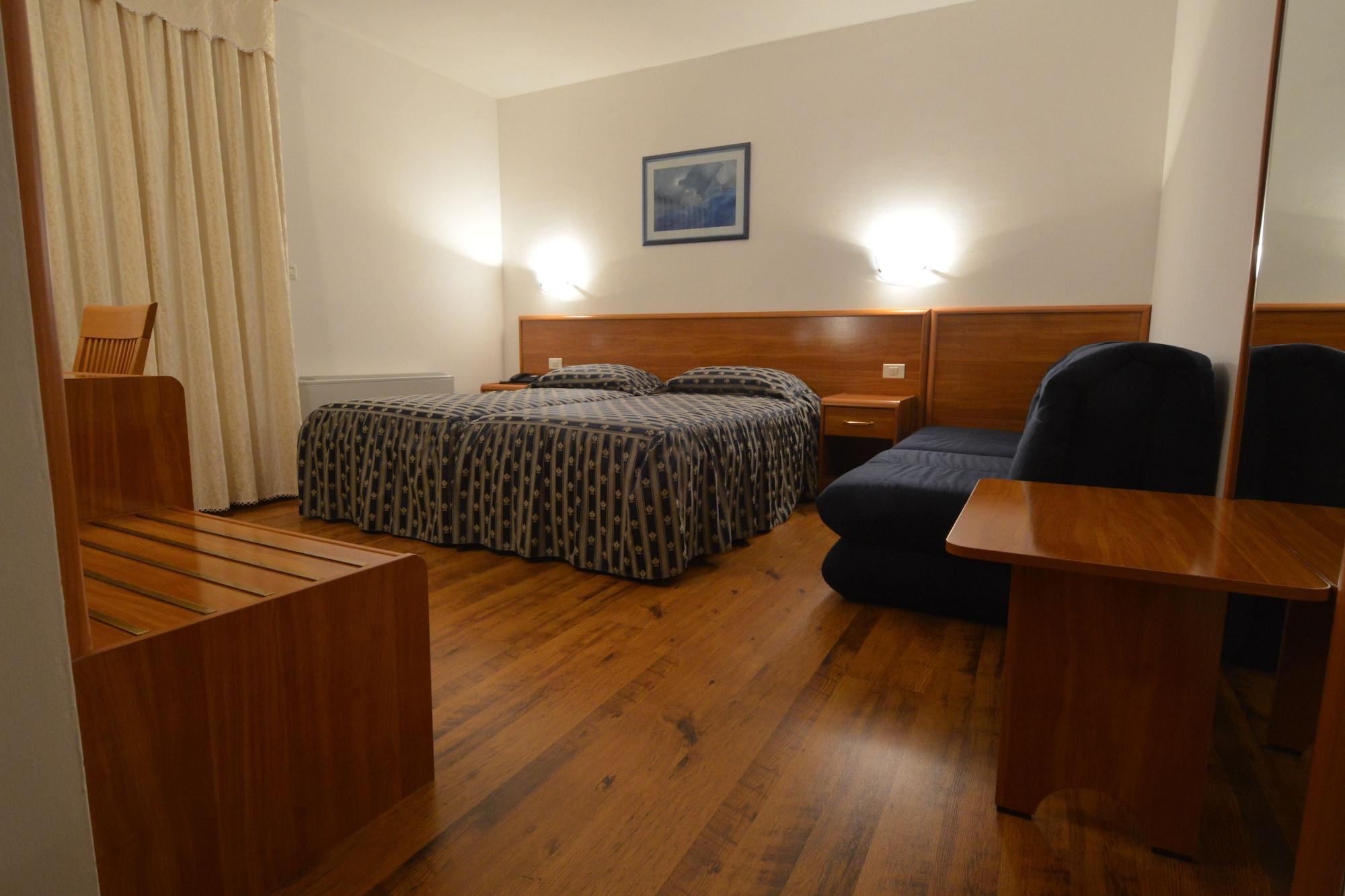 Hotel Villa Letan Фажана Экстерьер фото