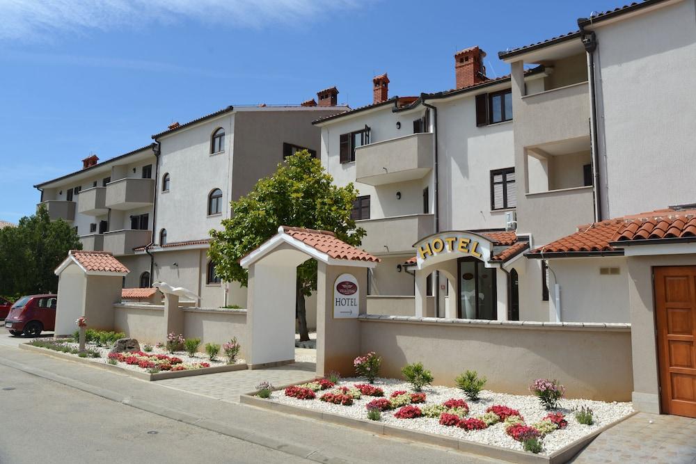 Hotel Villa Letan Фажана Экстерьер фото