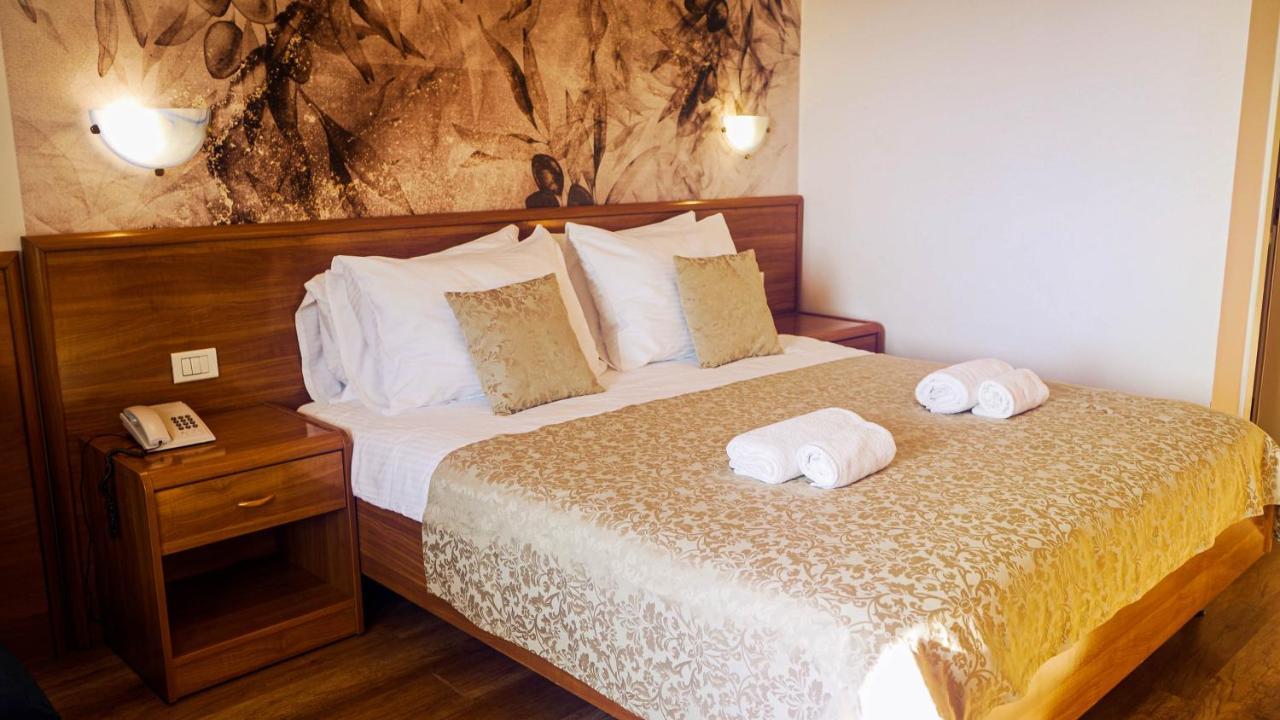 Hotel Villa Letan Фажана Экстерьер фото