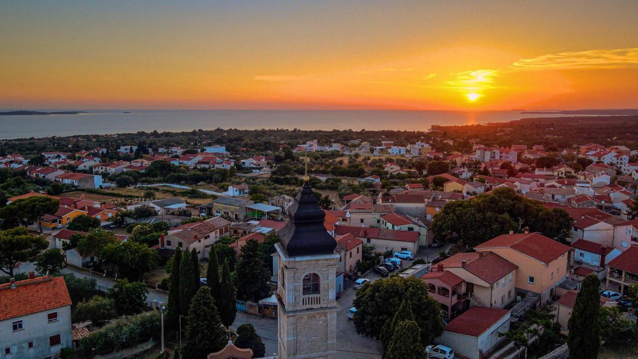 Hotel Villa Letan Фажана Экстерьер фото