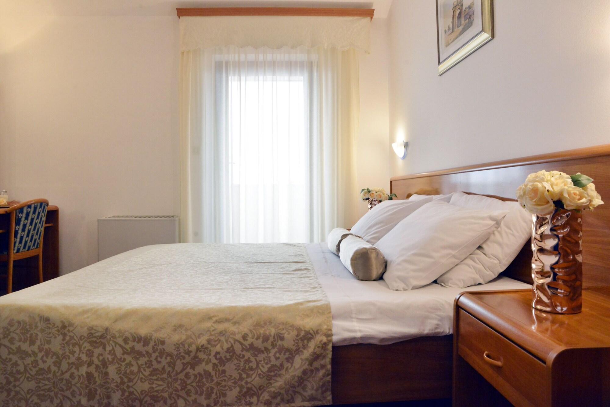 Hotel Villa Letan Фажана Экстерьер фото