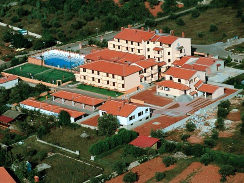 Hotel Villa Letan Фажана Экстерьер фото